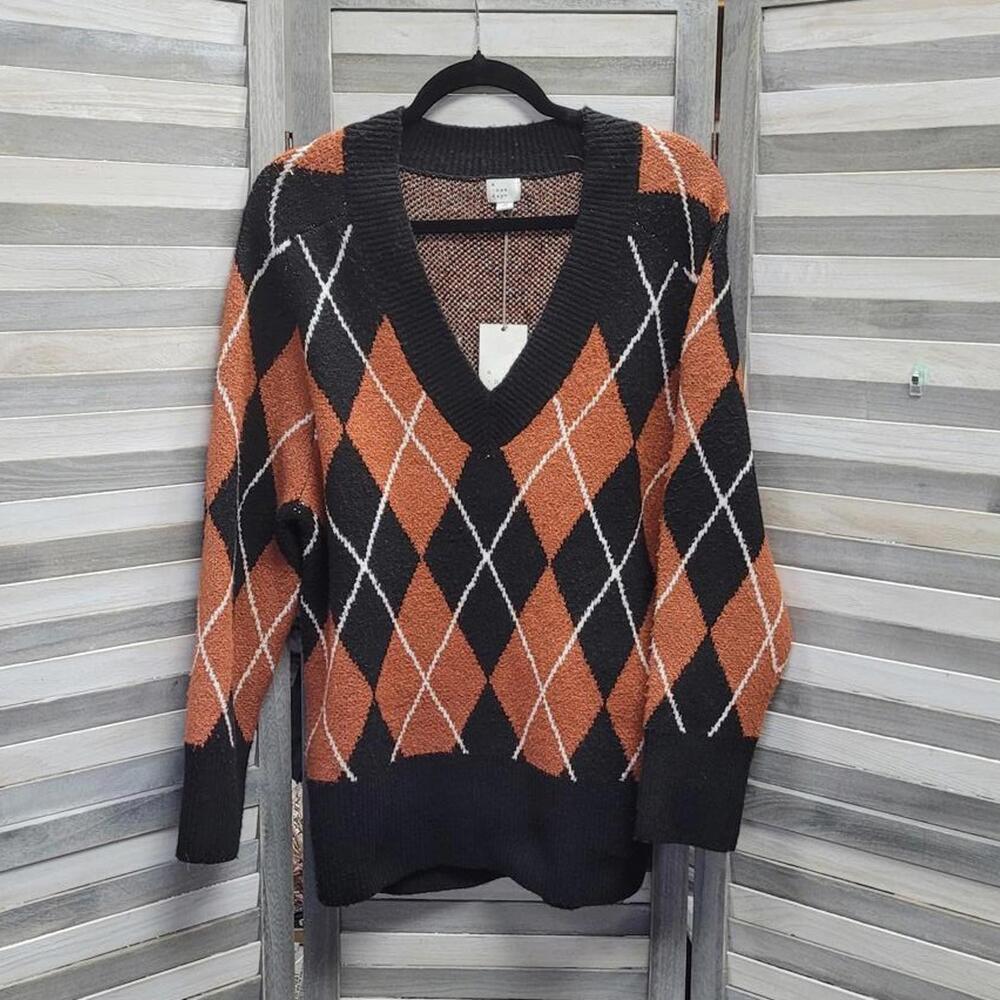 Vintage Argyle Sweater in Black, Orange & White | A new day | Medium